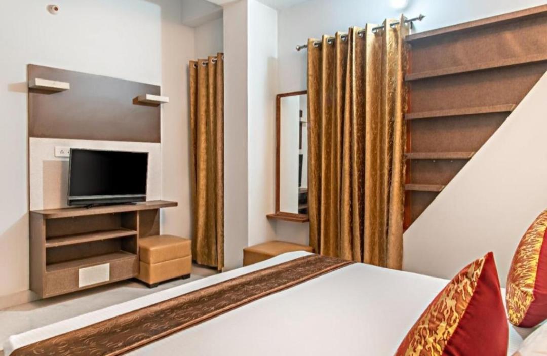 Mystic Forest View Kasauli I Serviced Villa I Best Seller I Vacations I Family Events I Open Air Lawn I Sky Bonfire I Kasauli By Exotic Stays Exterior photo