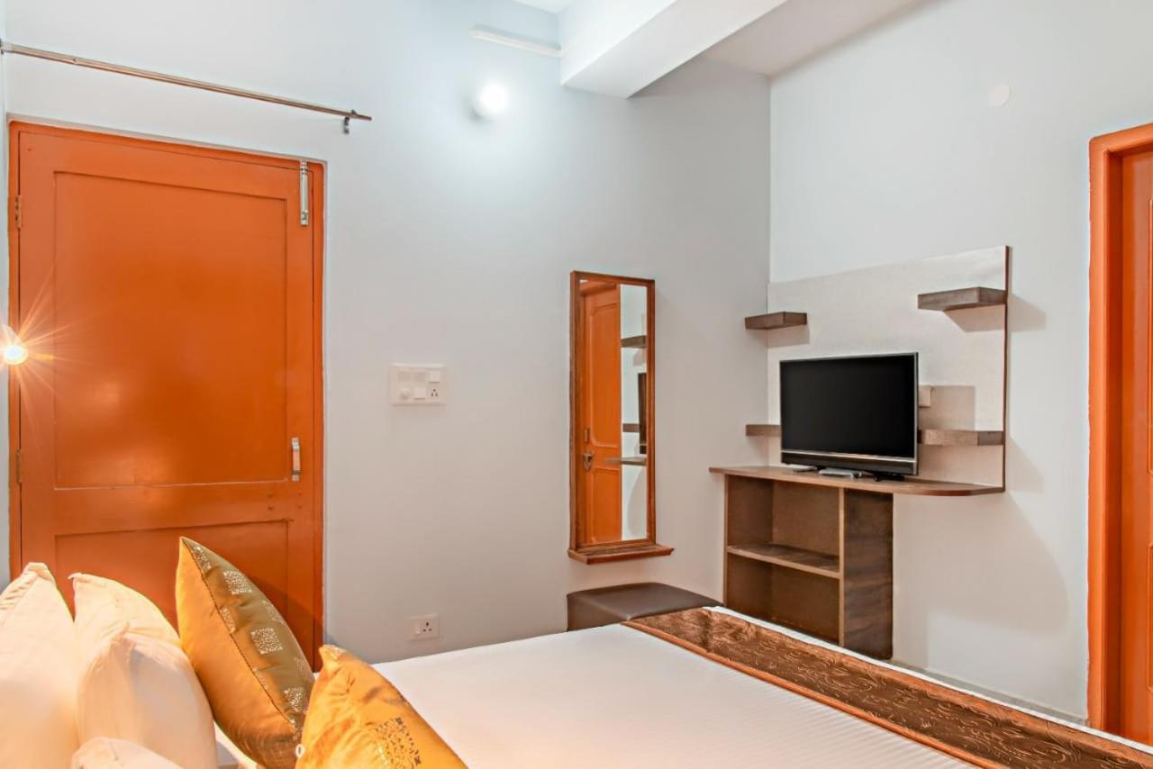 Mystic Forest View Kasauli I Serviced Villa I Best Seller I Vacations I Family Events I Open Air Lawn I Sky Bonfire I Kasauli By Exotic Stays Exterior photo